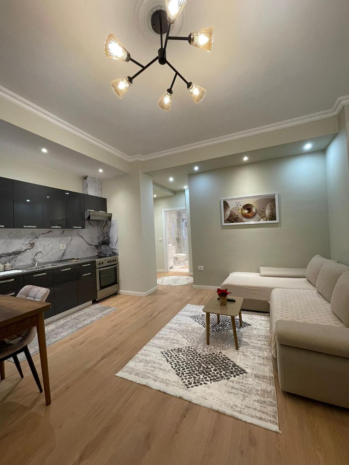 Villa Vsv:Second Flat+Parking Kamez Exterior photo